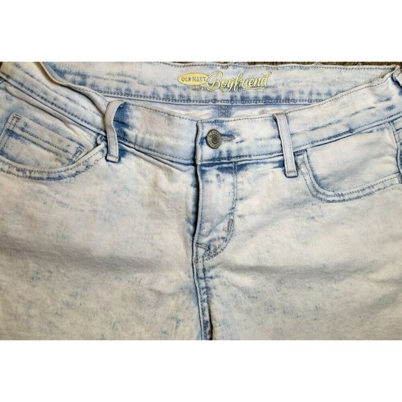 (6 for $25) Old Navy Mid-Rise‎ Boyfriend Shorts in Light Acid Wash Size 2 - Picture 4 of 4